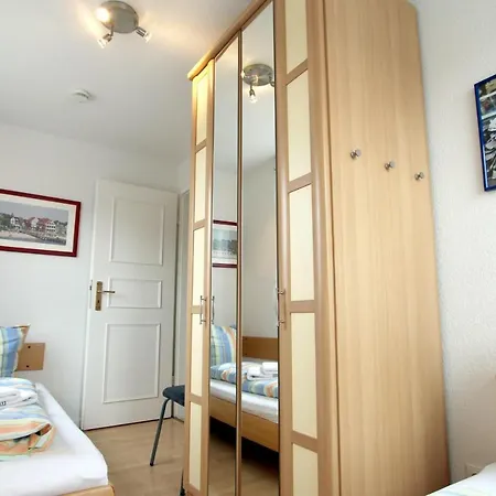 Rungholtstra_e 6_ Whg_ 4 Apartment *